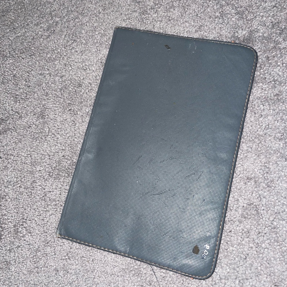 Polaroid brand iPad carrying case